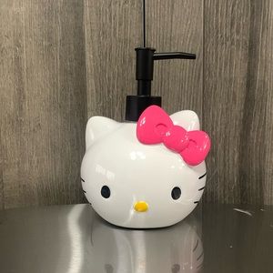 New Hello Kitty Head Bright Pink Bow Lotion Soap Dispenser Pump By Sanrio